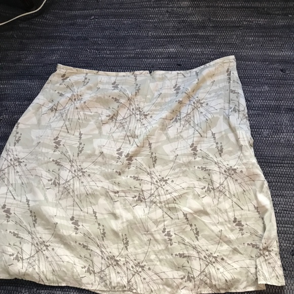 Calvin Klein 100% Silk Faux Wrap Skirt Sz 22W - Picture 7 of 8